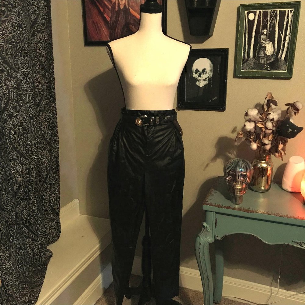 ⚠️SOLD ⚠️ SHEIN || FAUX LEATHER PANTS